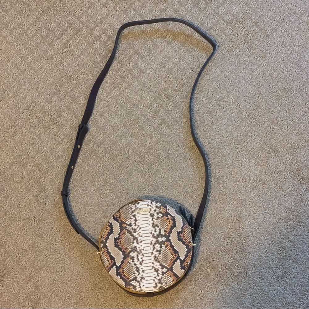 Nine West crossbody!